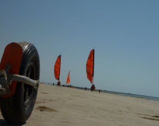  First sand yachting race
